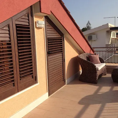 Bed & Breakfast La Scogliera Fontane Bianche