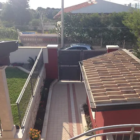 Bed & Breakfast La Scogliera Fontane Bianche