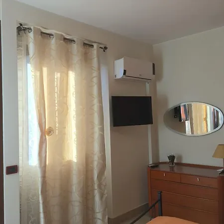 Bed & Breakfast La Scogliera Fontane Bianche